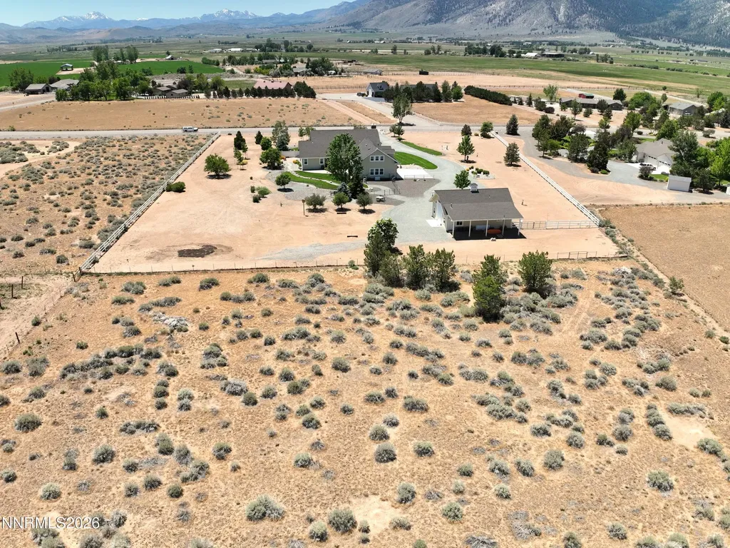 1056 Country Gardnerville NV 89460