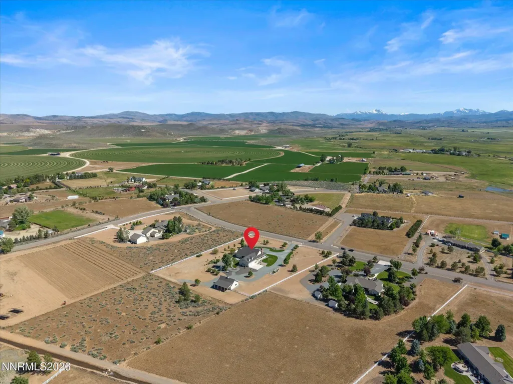 1056 Country Gardnerville NV 89460