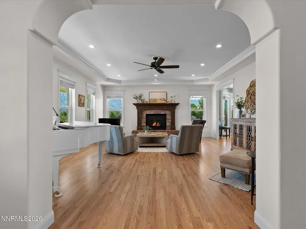 1056 Country Gardnerville NV 89460