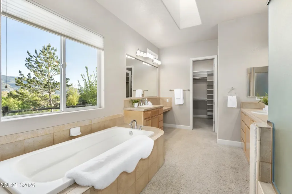 7601 Autumn Ridge Reno NV 89523
