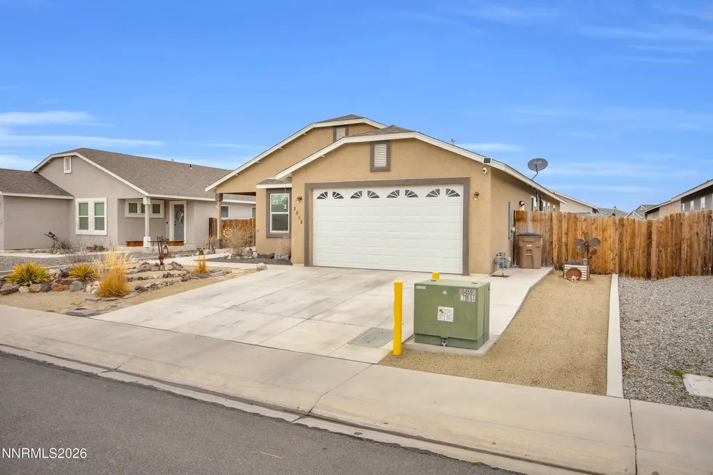 2552 Ladera Fallon NV 89406