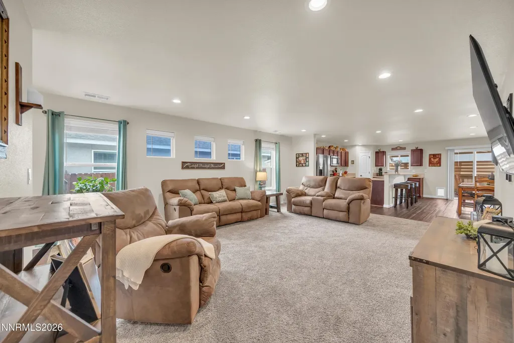 2552 Ladera Fallon NV 89406