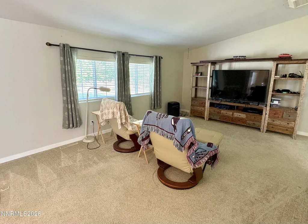 6249 Nugget Winnemucca NV 89445