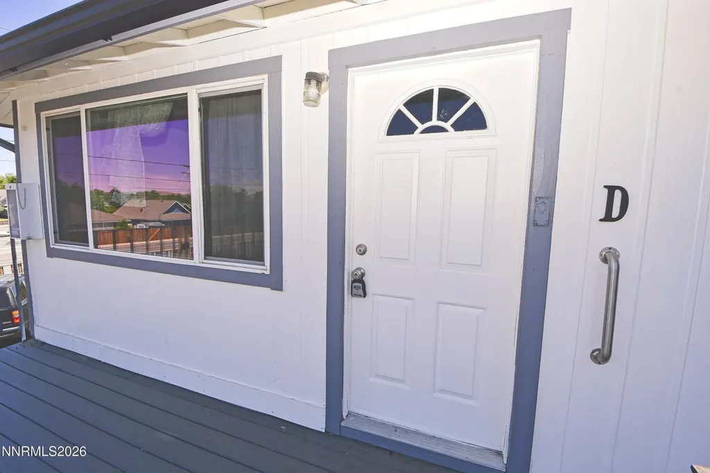 1513 Edmonds Carson City NV 89701