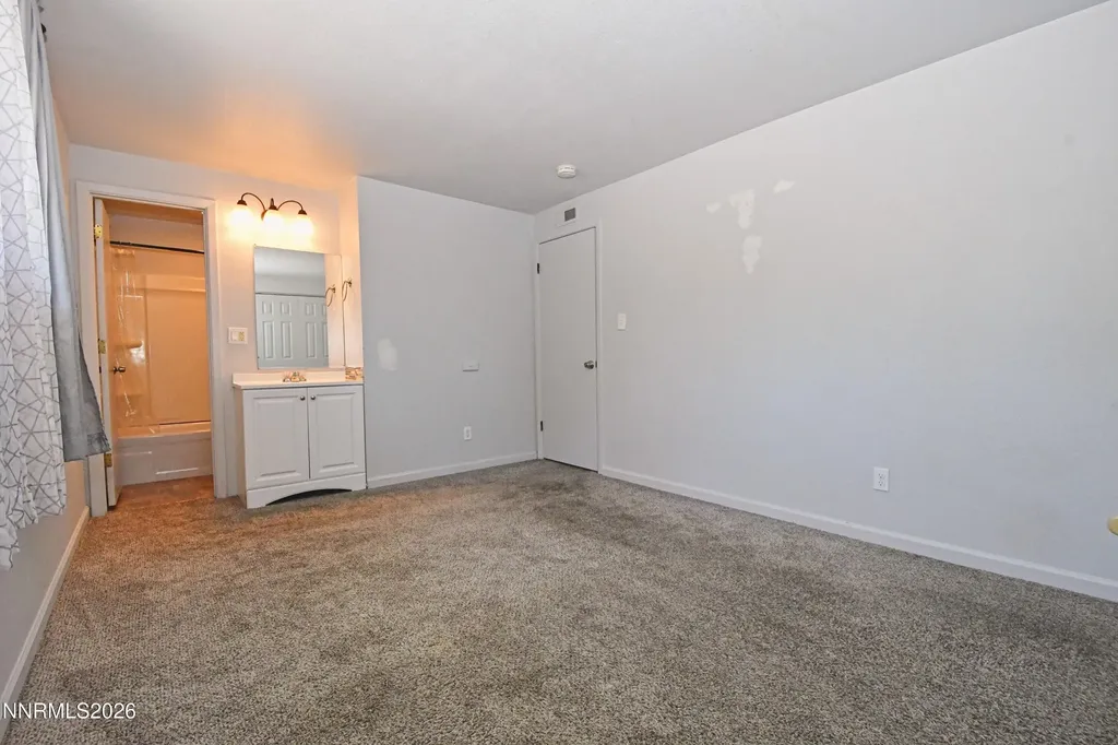 1513 Edmonds Carson City NV 89701