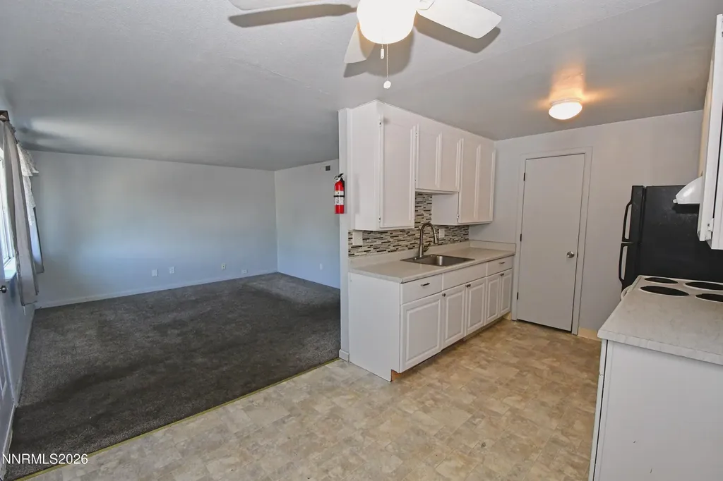 1513 Edmonds Carson City NV 89701