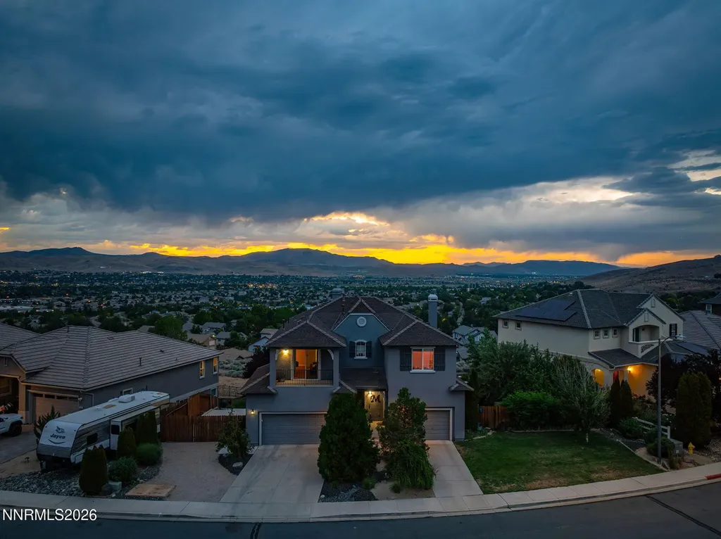 1583 Cloud Peak Sparks NV 89436