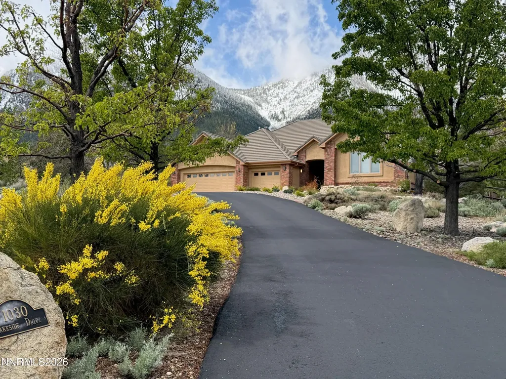 1030 Lakeside Gardnerville NV 89460