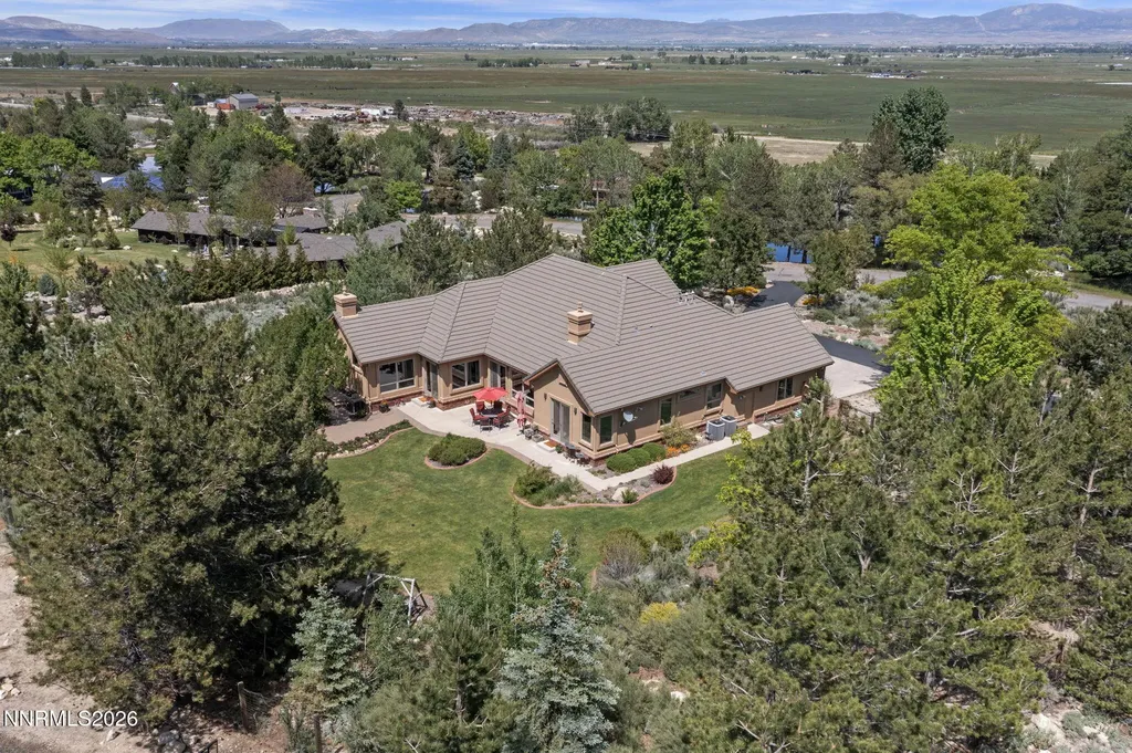 1030 Lakeside Gardnerville NV 89460