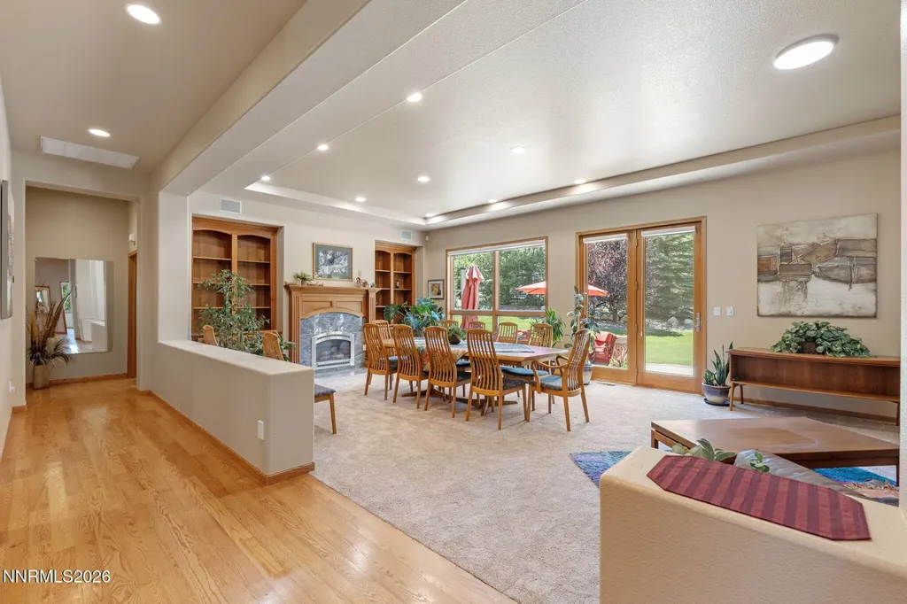 1030 Lakeside Gardnerville NV 89460