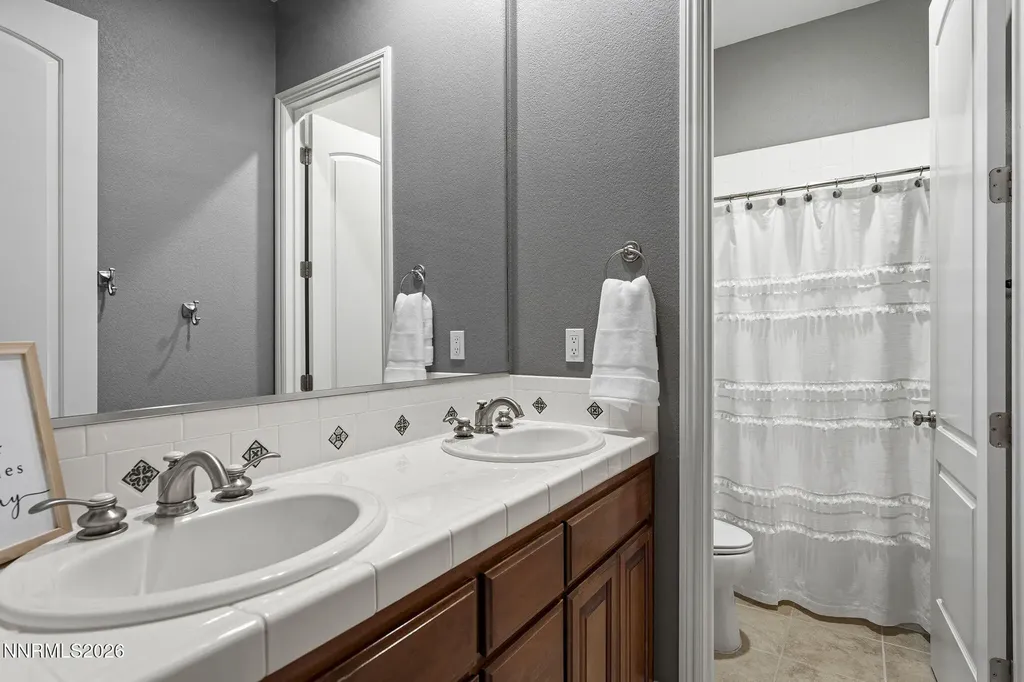8645 Tom Kite Reno NV 89523