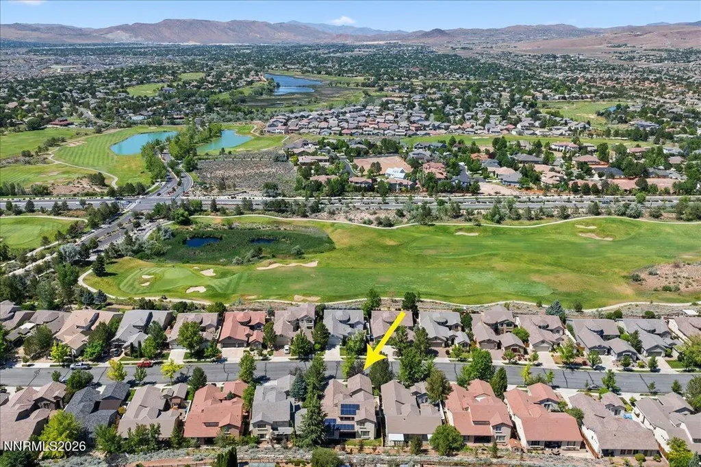 3083 Ten Mile Sparks NV 89436