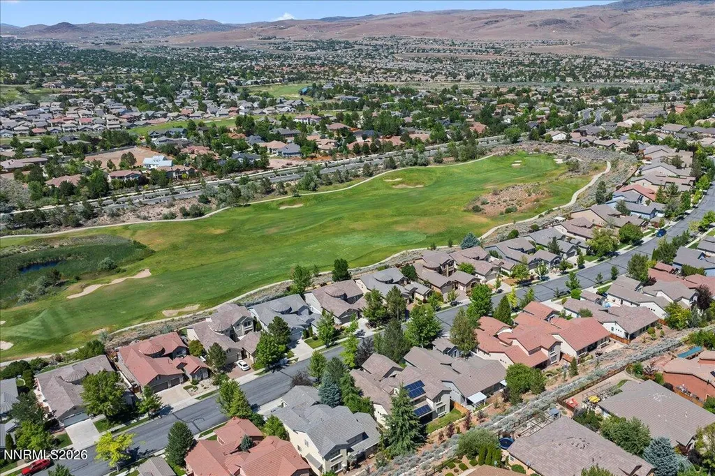 3083 Ten Mile Sparks NV 89436