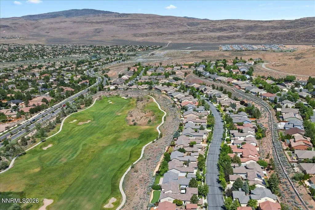 3083 Ten Mile Sparks NV 89436
