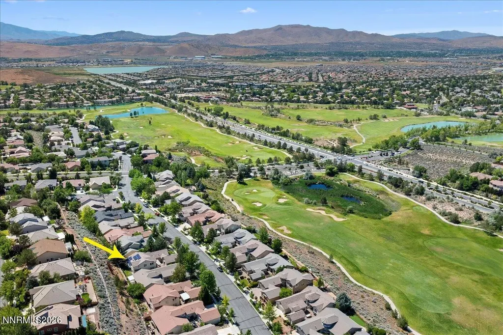 3083 Ten Mile Sparks NV 89436