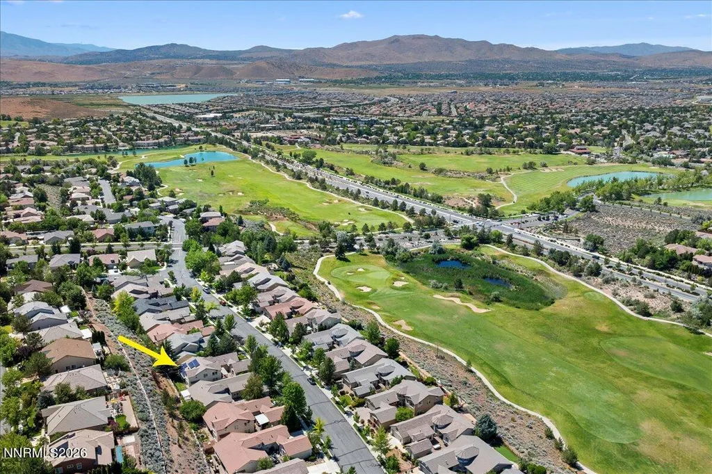 3083 Ten Mile Sparks NV 89436