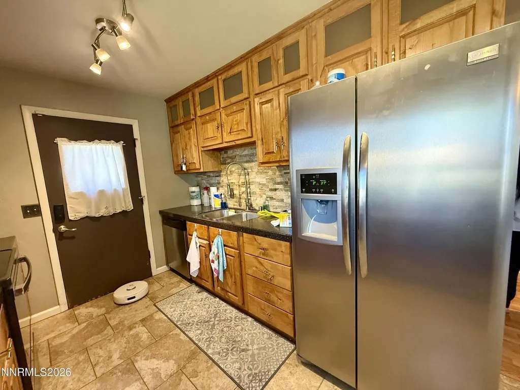 1652 Lohanton Winnemucca NV 89445