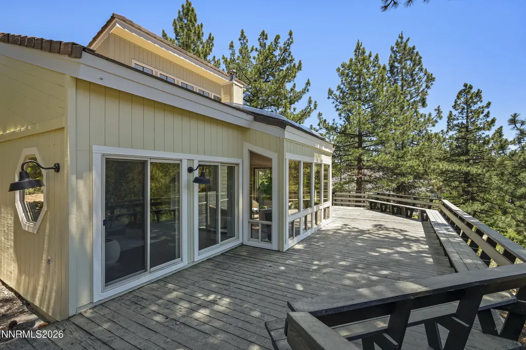 455 Blue Spruce Reno NV 89511