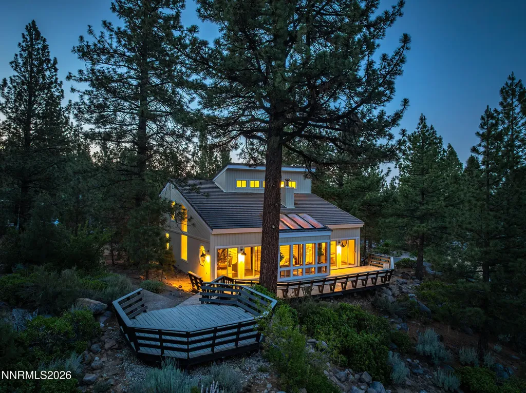 455 Blue Spruce Reno NV 89511