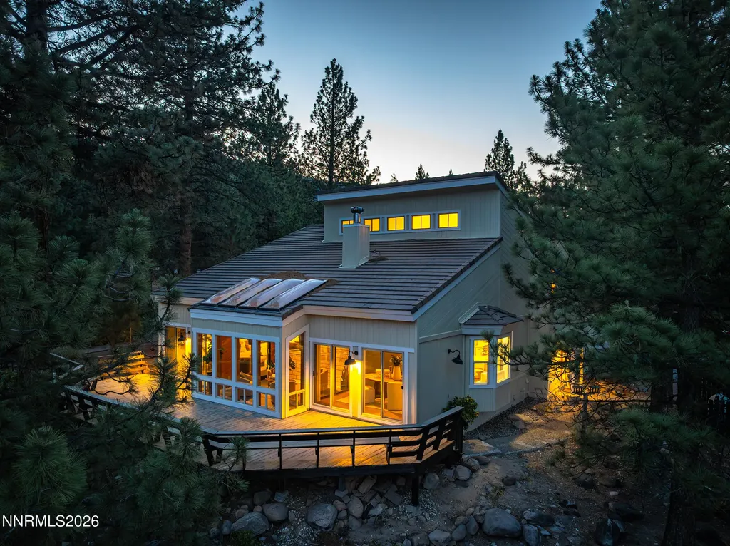 455 Blue Spruce Reno NV 89511