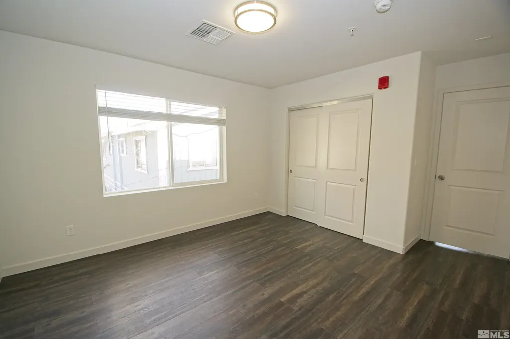 626 Valley Reno NV 89512