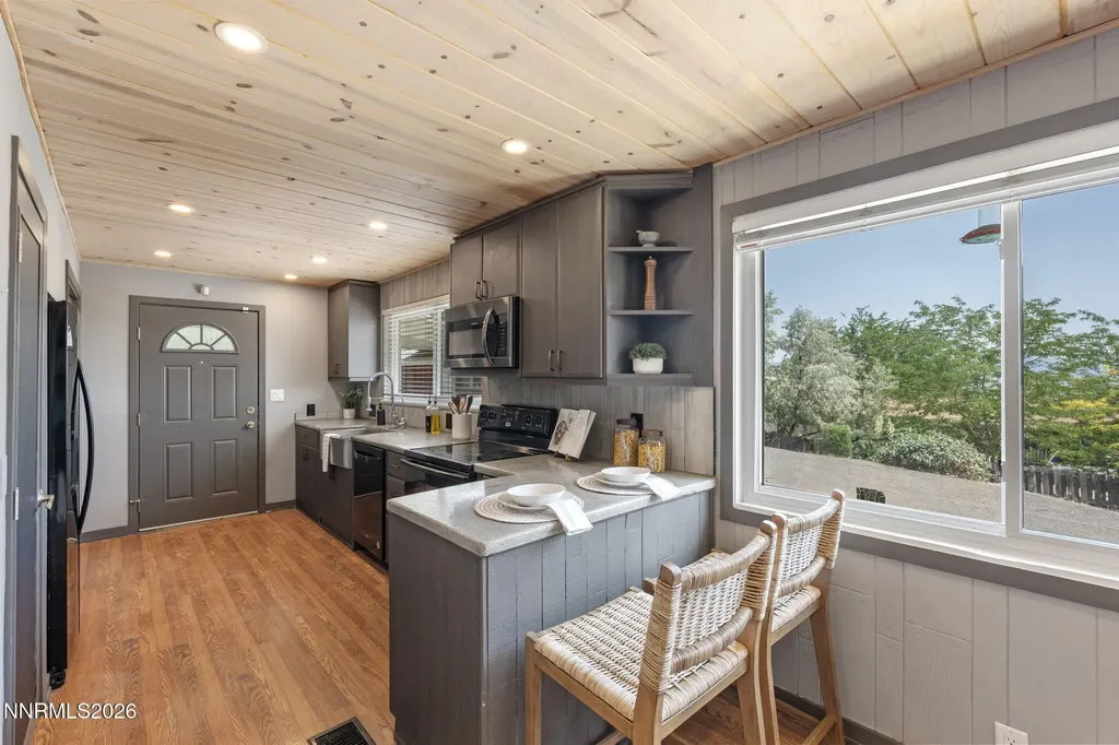3160 Comstock Reno NV 89512
