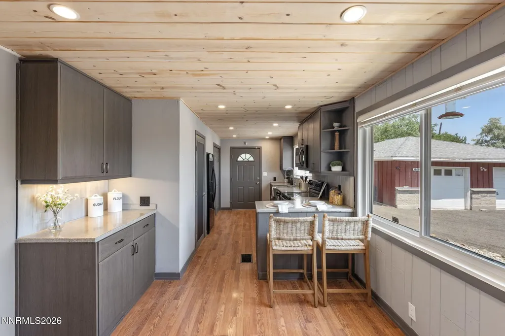 3160 Comstock Reno NV 89512