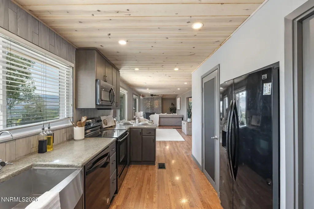 3160 Comstock Reno NV 89512