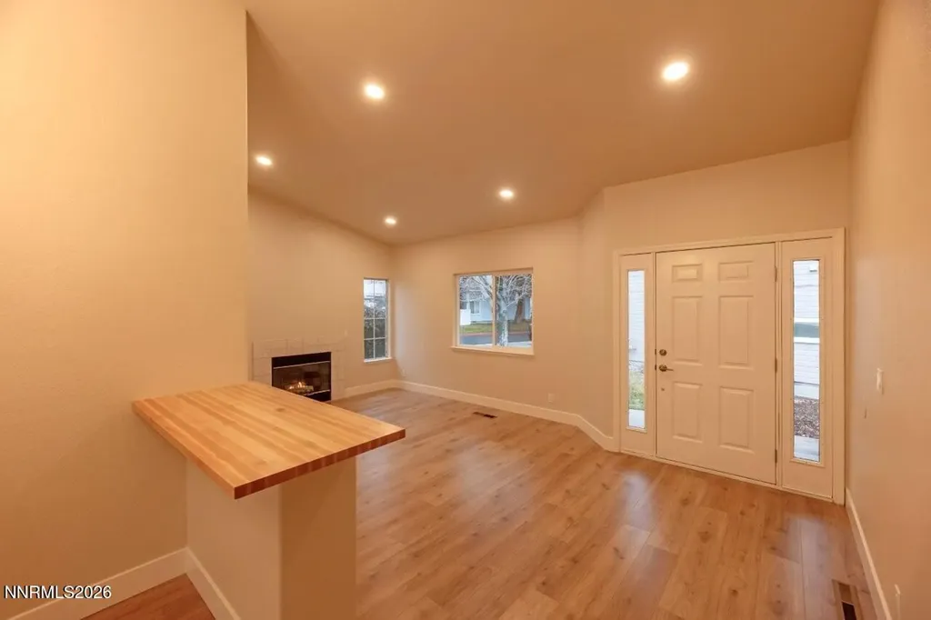 7562 Wheeldale Reno NV 89511