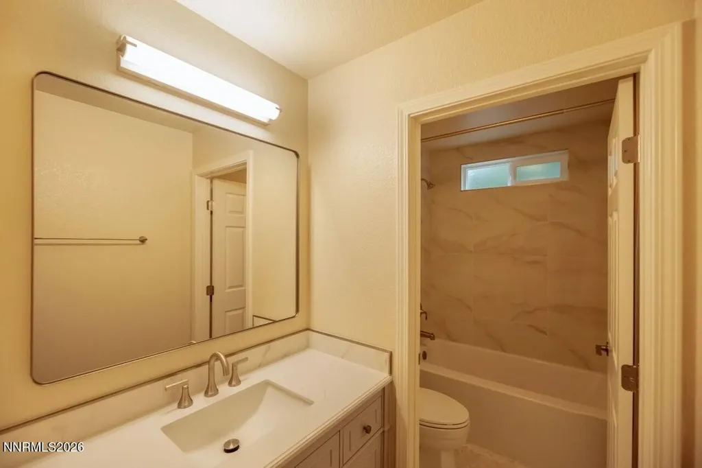 7562 Wheeldale Reno NV 89511