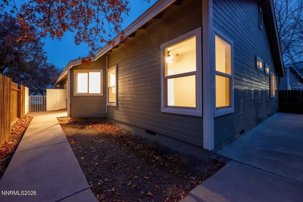 7562 Wheeldale Reno NV 89511