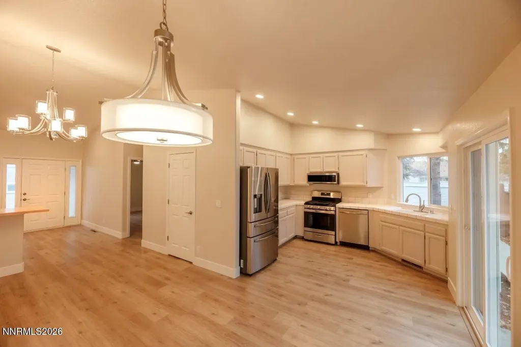 7562 Wheeldale Reno NV 89511