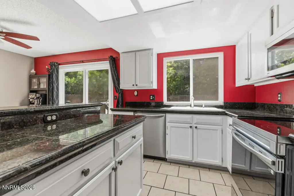2716 Pajaro Reno NV 89502