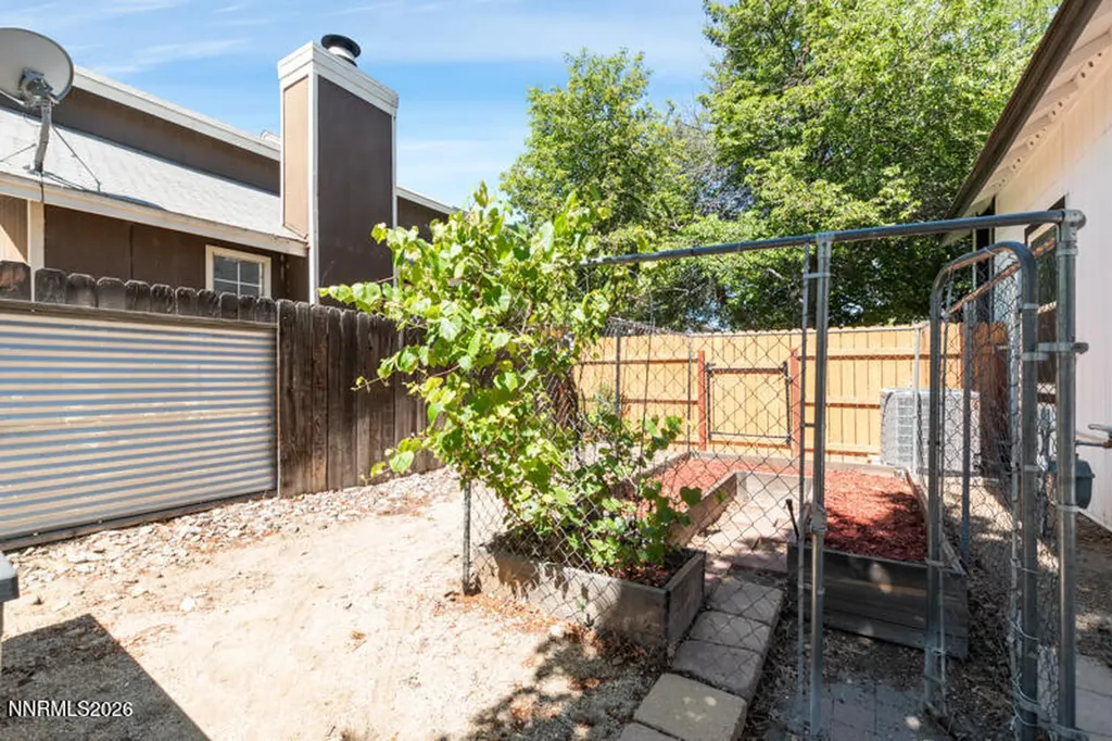 2716 Pajaro Reno NV 89502