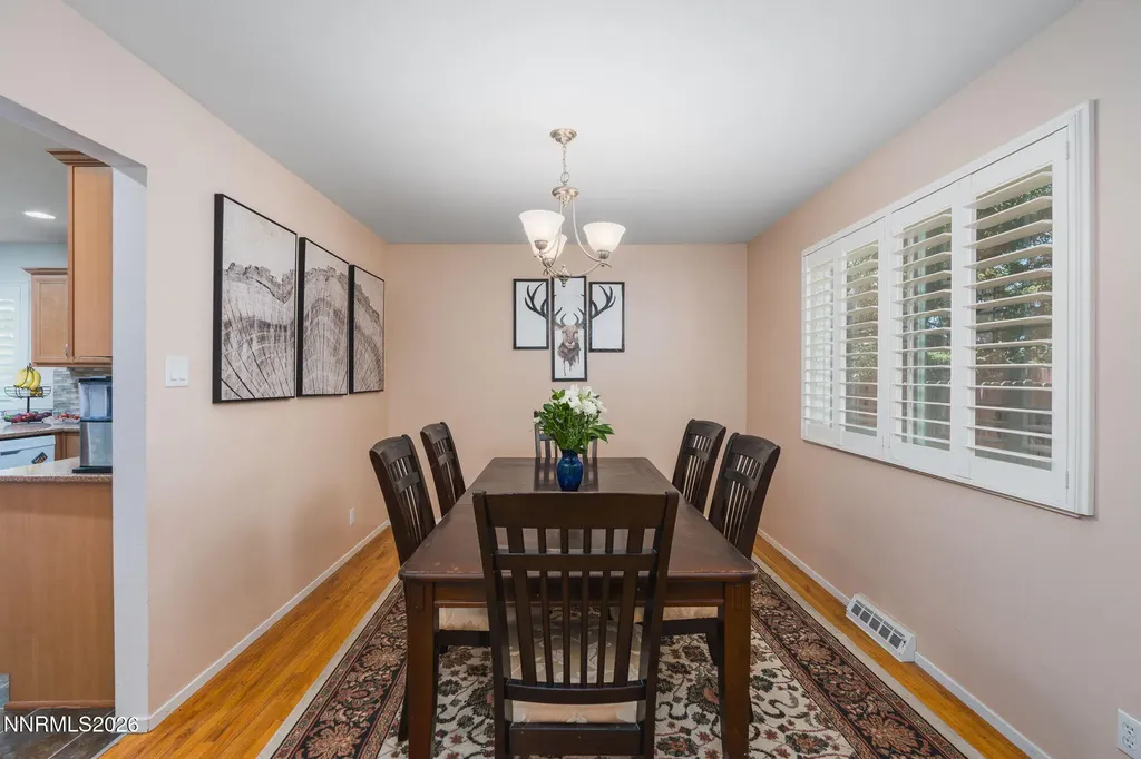 5885 Foxtail Reno NV 89502