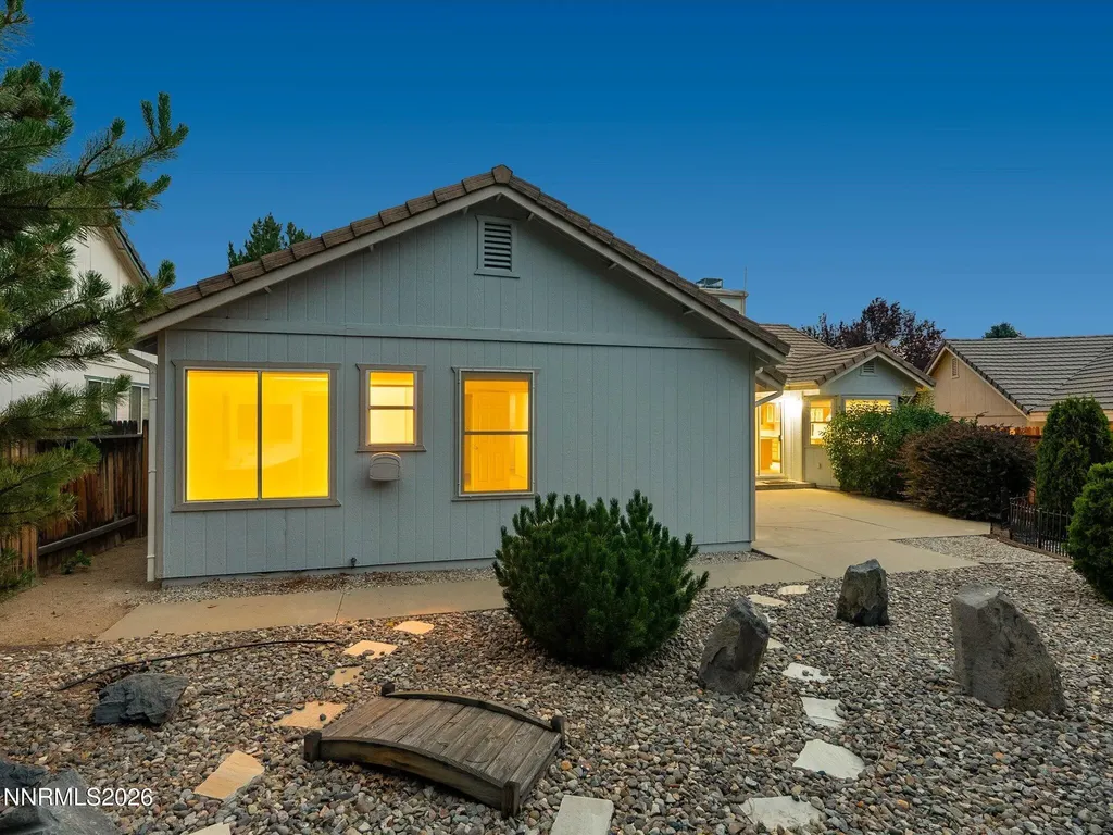 1034 Mayflower Reno NV 89509