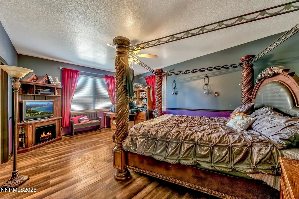 2827 Wade Minden NV 89423