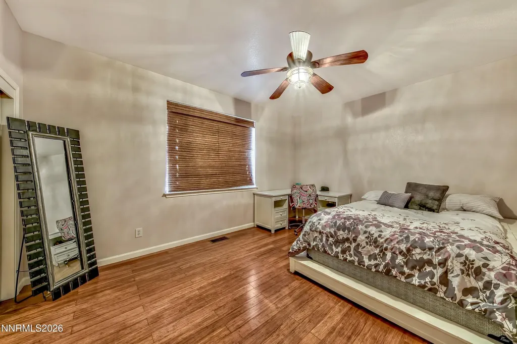 2827 Wade Minden NV 89423