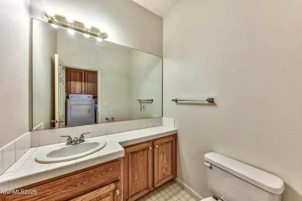 2827 Wade Minden NV 89423