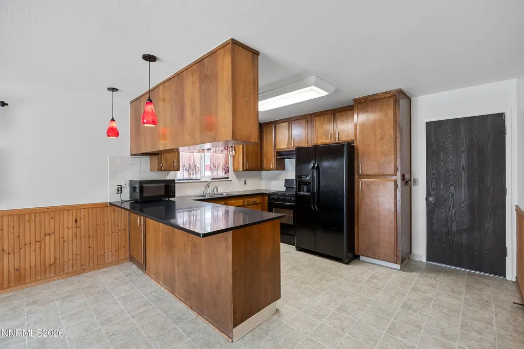 904 Saratoga Carson City NV 89703