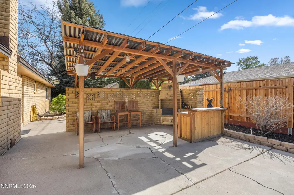 904 Saratoga Carson City NV 89703