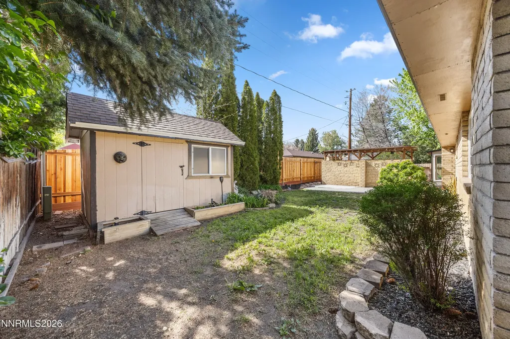 904 Saratoga Carson City NV 89703