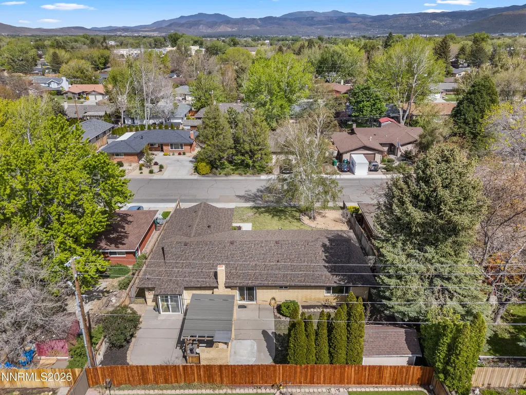 904 Saratoga Carson City NV 89703
