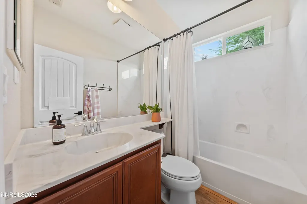 7845 Opal Bluff Reno NV 89506