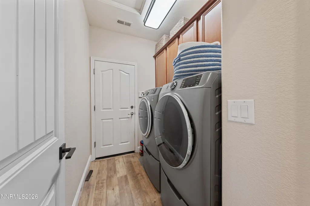 7845 Opal Bluff Reno NV 89506