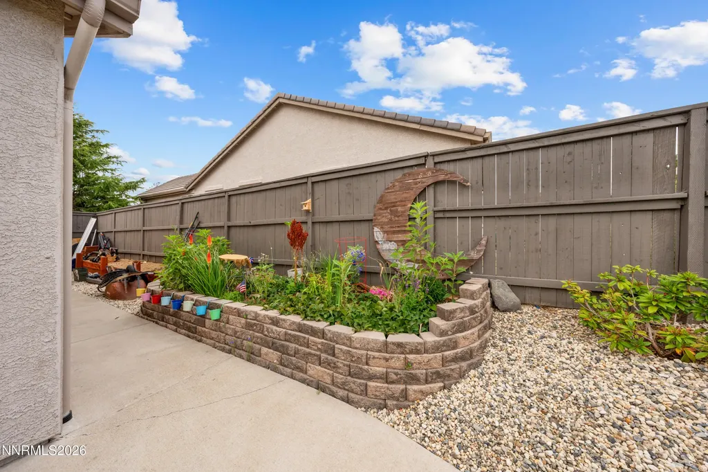7845 Opal Bluff Reno NV 89506