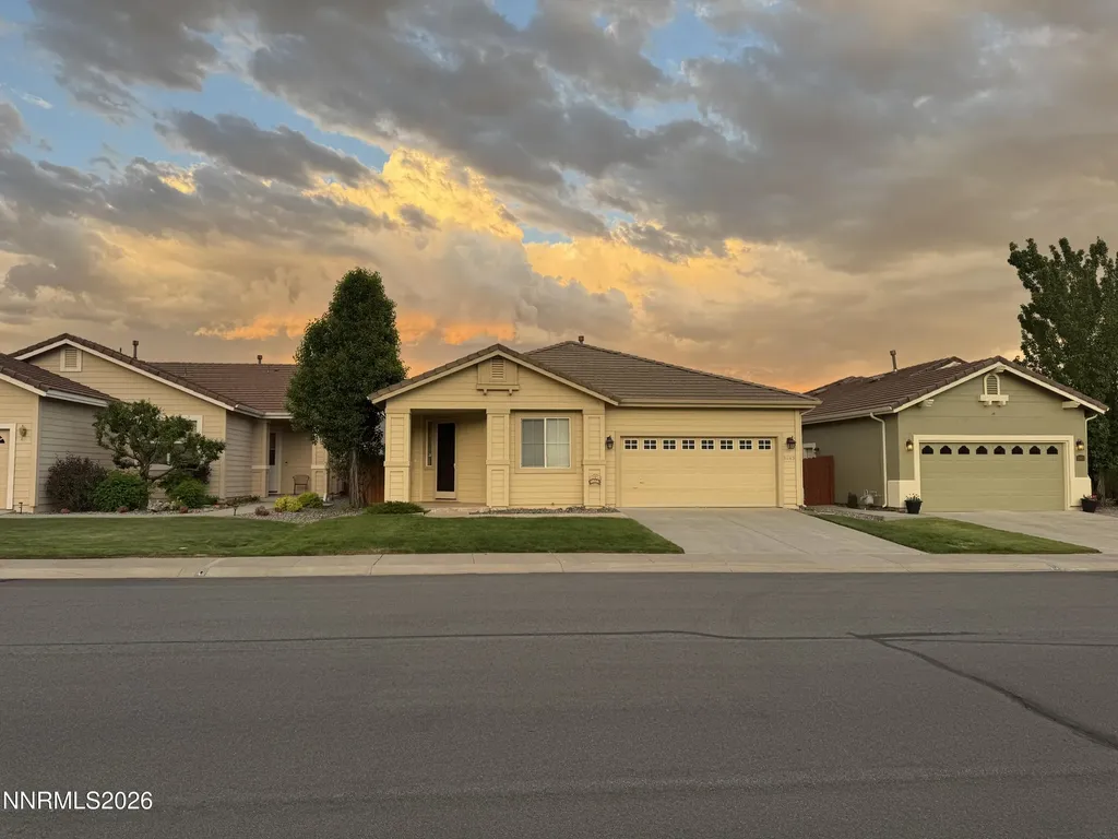 3443 Long Minden NV 89423