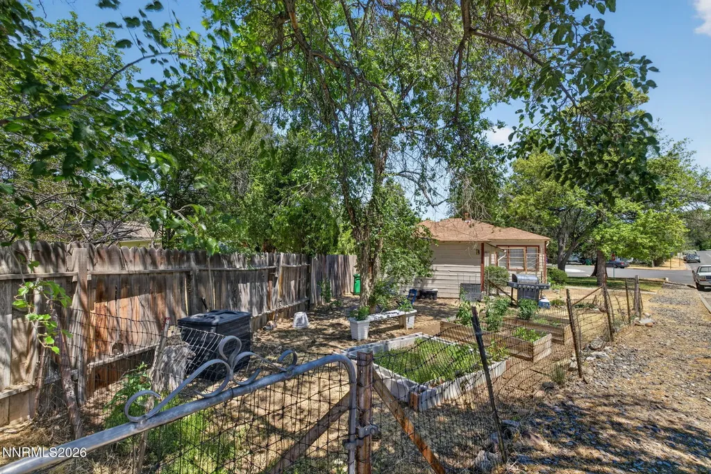 1301 Faland Reno NV 89503