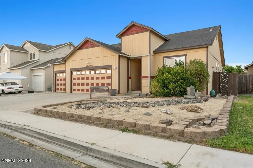 1351 Shadow Fernley NV 89408
