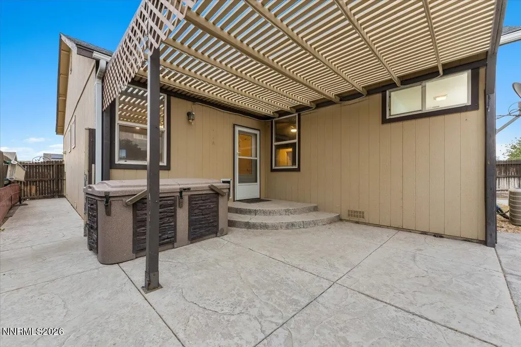 1351 Shadow Fernley NV 89408